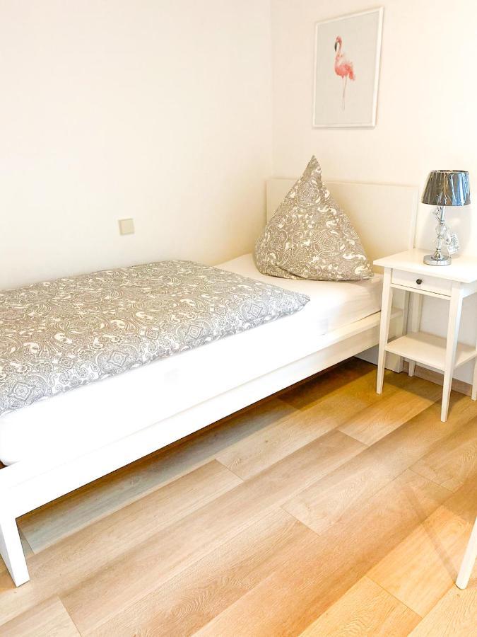 Haus Leipheim Hotel Eksteriør billede